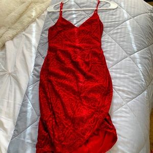 Lulu’s - Red night out dress, size S. Only worn once so pretty on!